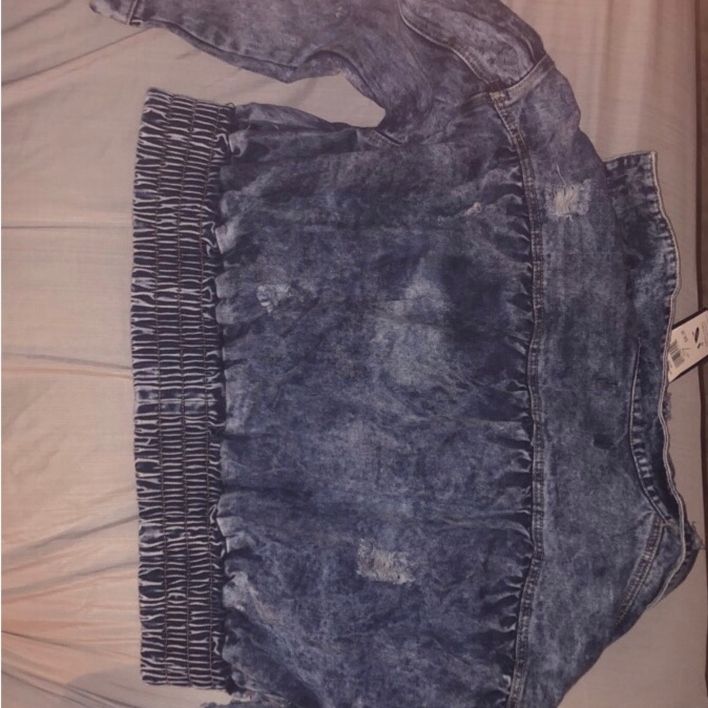 Jean jacket - Picture 3 of 5